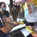 komunitas CCF bagikan minyak goreng gratis