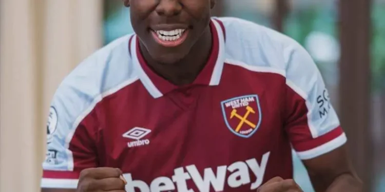 adidas - Aniaya Kucing, Kurt Zouma Diputus Kontrak Adidas