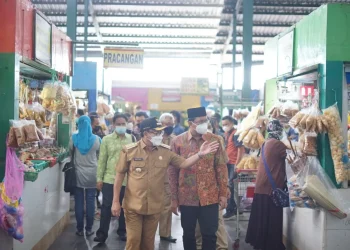 malang - Wali Kota Malang Sutiaji Ajak Bupati Sidoarjo Tengok Pasar Oro-Oro Dowo