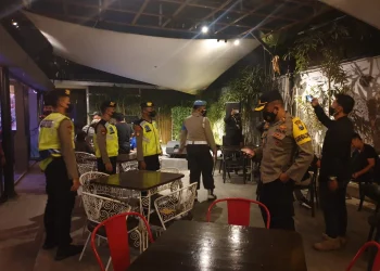 Polresta Malang Kota Tindak Kafe dan Tempat Karaoke yang Langgar Aturan PPKM
