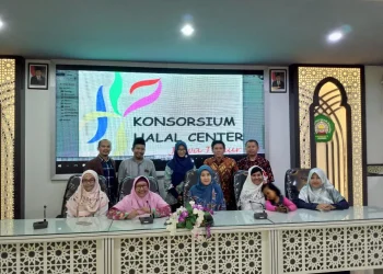 Sinergi Halal Center Antar Perguruan Tinggi Dukung Literasi Jaminan Produk Halal