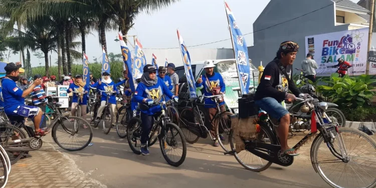 Salah satu komunitas yang mengikuti Fun Bike Salam Gowes. Foto: Aisyah Nawangsari