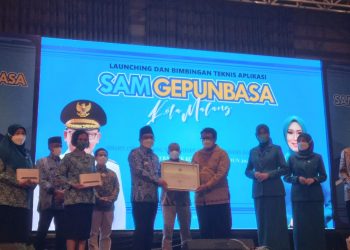 Apresiasi Pemerintah Kota Malang kepada PT HM Sampoerna Tbk yang turut berkontribusi dalam terealiasinya Sam Gepunbasa. Foto: Feni Yusnia