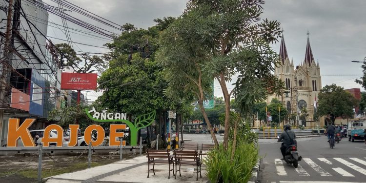 Pedestrian Kayutangan Heritage di Jalan Basuki Rahmad Kota Malang. Foto: M Sholeh
