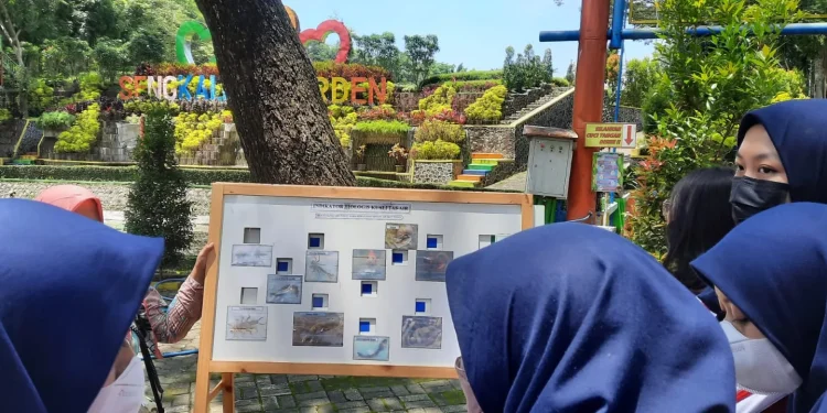 siswa - Tingkatkan Kepedulian Siswa Terhadap Lingkungan, SMAN 8 Kota Malang Gelar Pelatihan Kader Adiwiyata