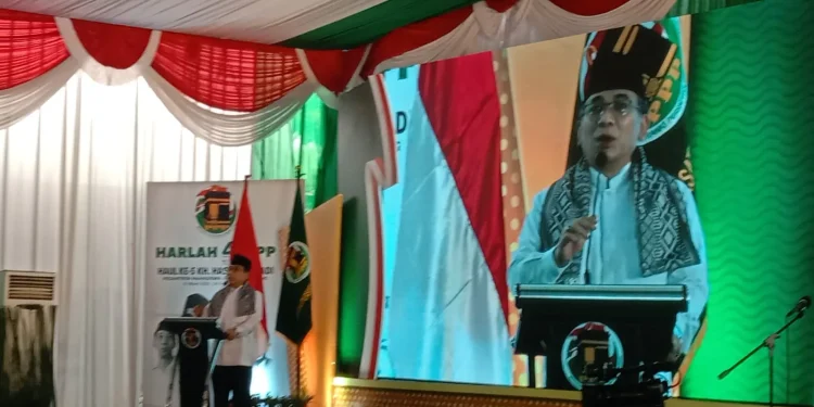 Ketua Umum PBNU, KH Yahya Cholil Staquf memberikan arahan saat menghadiri acara Harlah PPP di Kota Malang. Foto: M Sholeh