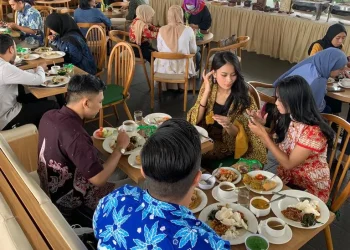 Jelang Ramadhan, Hotel Accent
