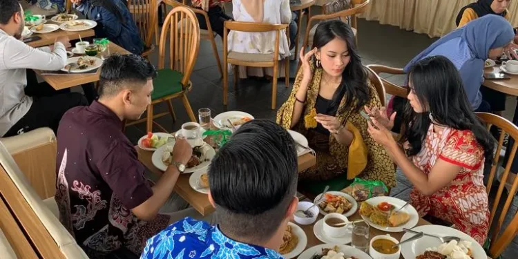 Jelang Ramadhan, Hotel Accent