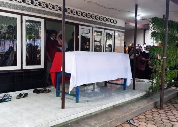 Pemakaman jenazah polisi gorontalo di Kromengan Malang