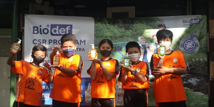 Edukasi PHBS melalui CSR Paragon