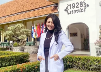ortodonti - Mengenal drg. Nina Agustin Sp Ort, Spesialis Ortodonti yang Gemar Berbisnis