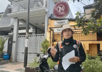 Abdi purmono - Jurnalis Senior Abdi Purmono Mudik Malang-Medan dengan Sepeda Motor Bebek