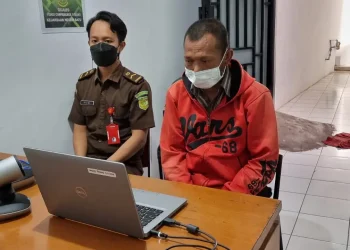 pelaku bakar istri