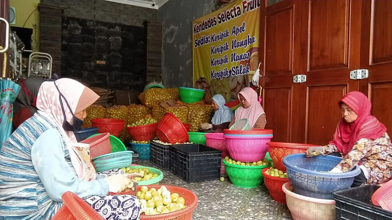 pengusaha keripik apel