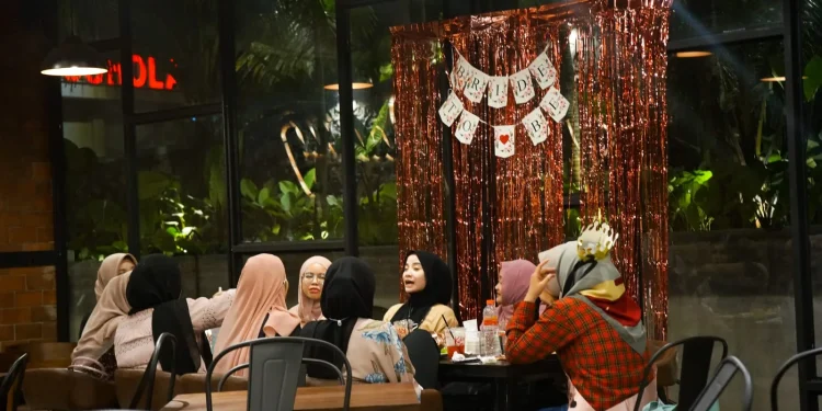Kelapa Gading siapkan paket buka puasa serba Rp50 ribu