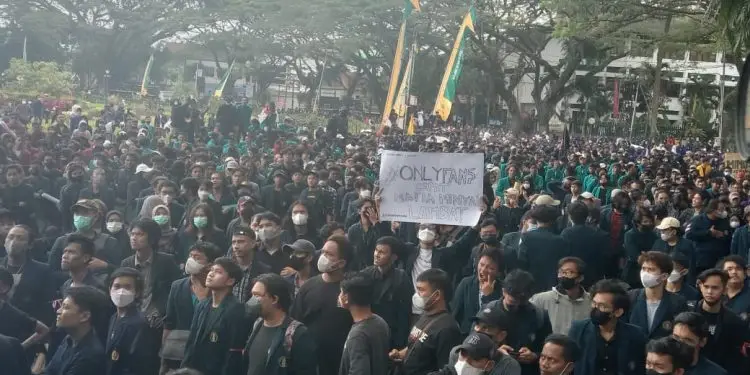 demo tolak 3 periode di malang
