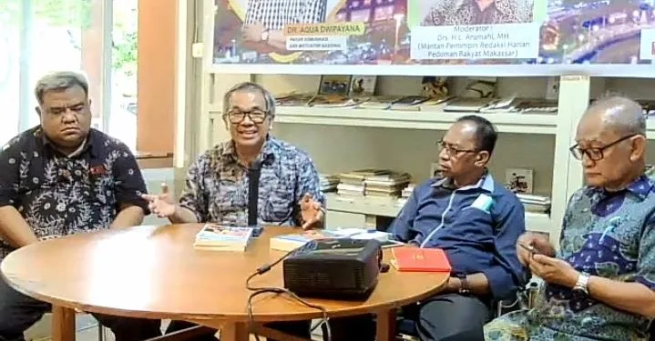 Diskusi bersama Dr Aqua Dwipayana
