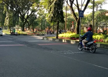 Jalan Berlubang di Kota Malang