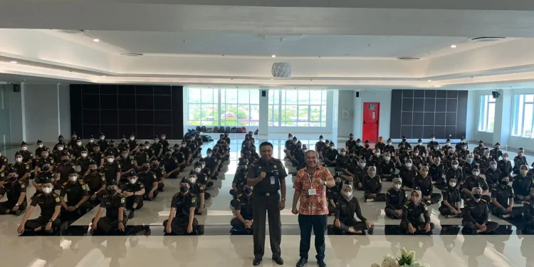 Dr Aqua Dwipayana selama Ramadan sharing komunikasi di Sulawesi Tengah