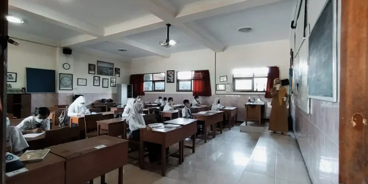 Perlindungan anak di sekolah