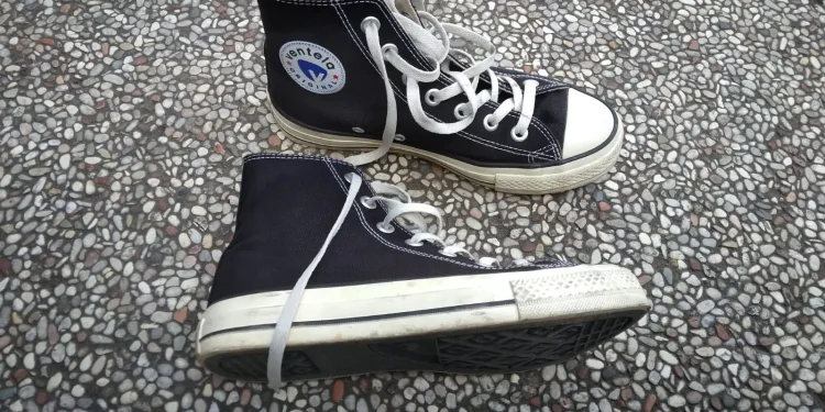 tips cuci sepatu