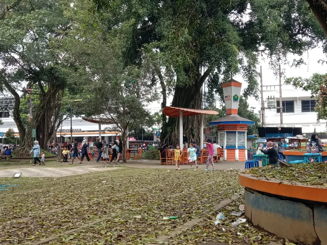 alun-alun kota malang