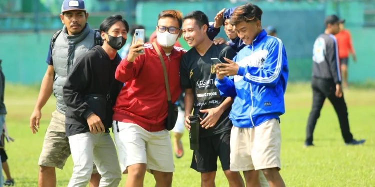 evan dimas