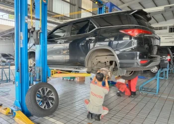 tips menjaga performa mesin mobil