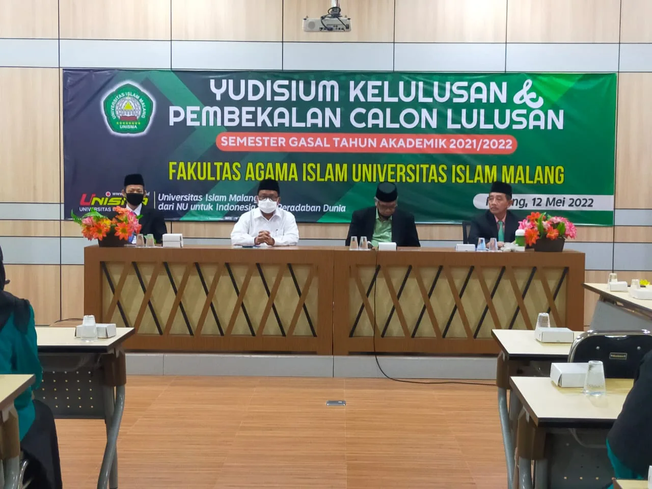direktur pascasarjana unisma
