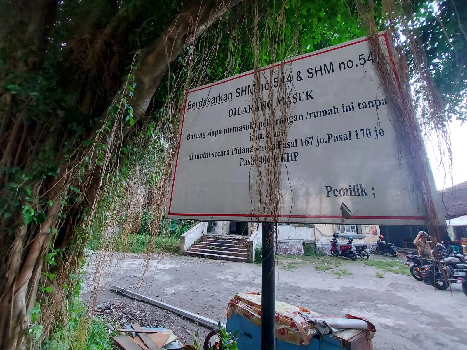 rumah tua