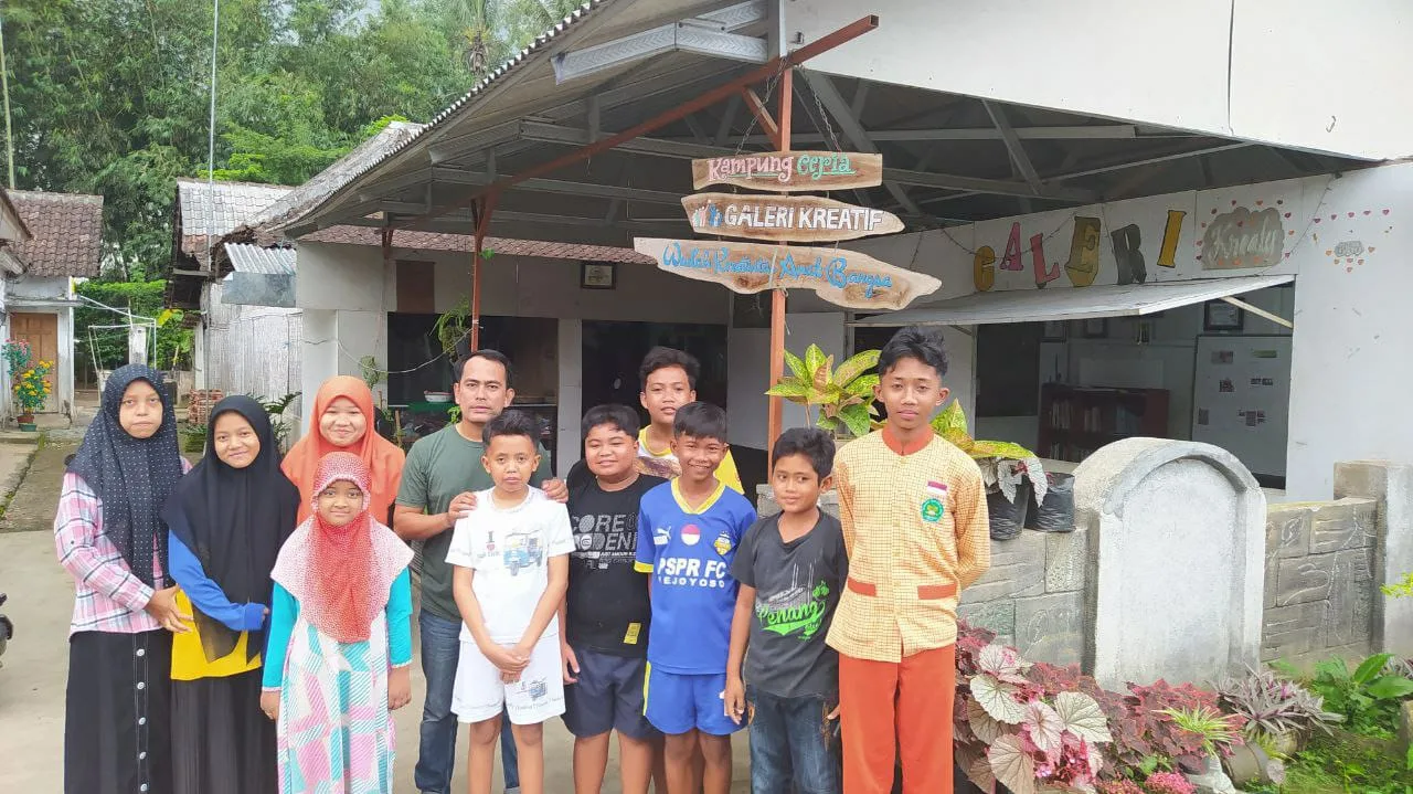 pahlawan pendidikan