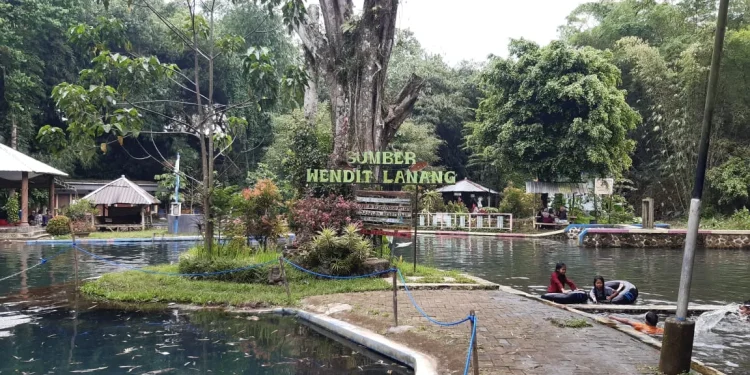 sumber wendit lanang