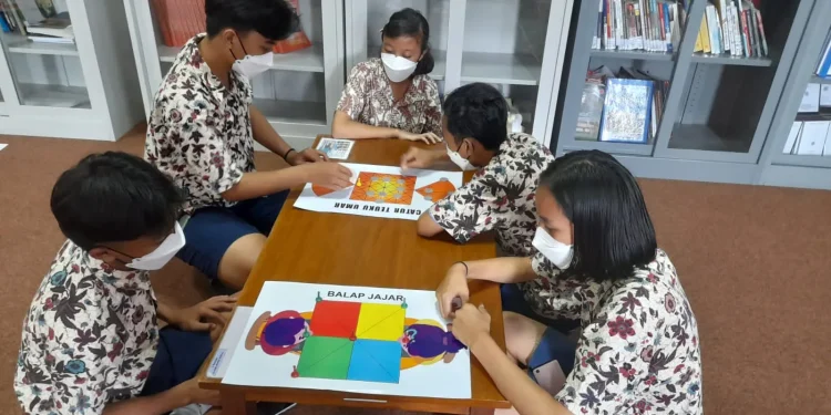 smp 4 ypk malang