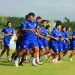Pemain Arema FC latihan perdana