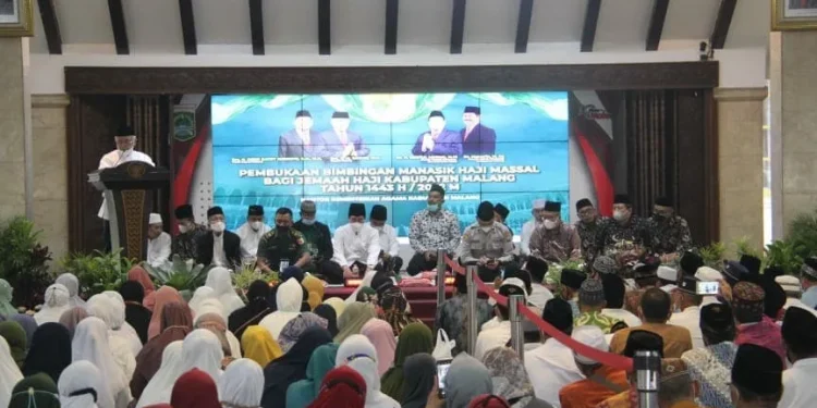 Kegiatan Manasik Haji Kabupaten Malang yang dibuka Bupati Sanusi