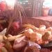 Pedagang ketupat di Pasar Besar Malang