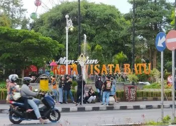 vaksin booster