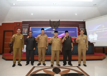 kunjungan kerja