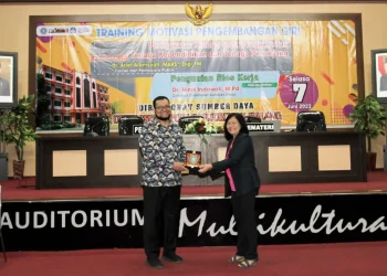tenaga pendidik
