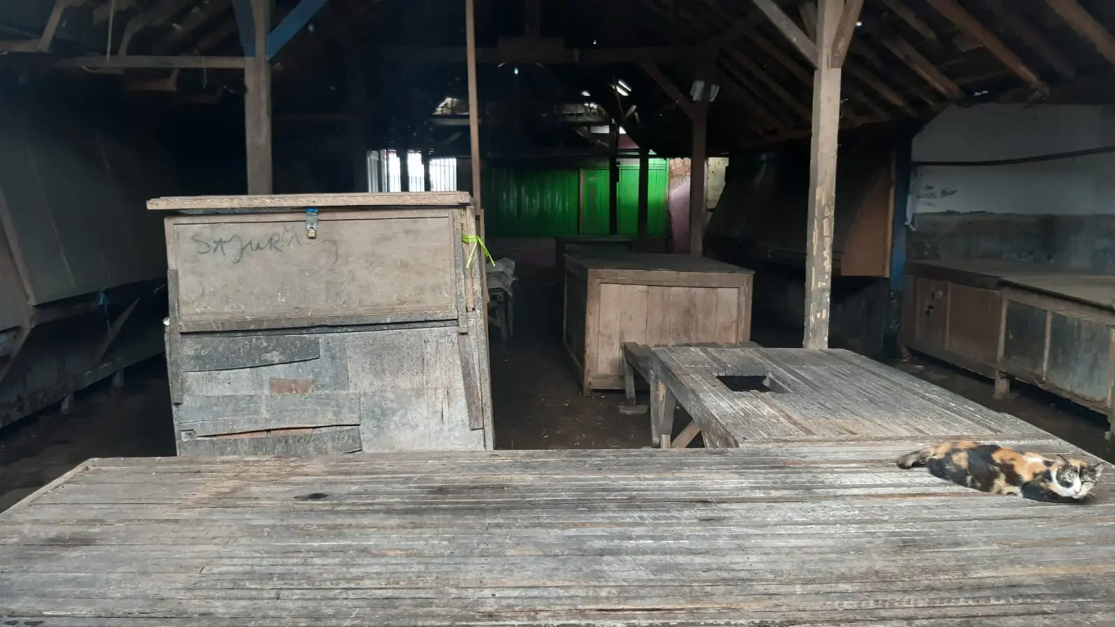 pasar desa kalipare