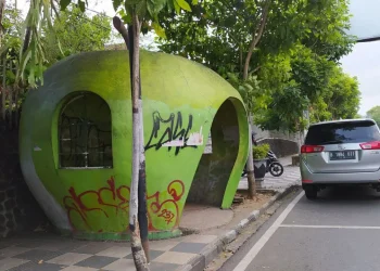 halte ikonik kota batu