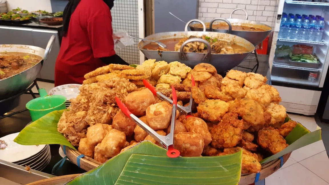 warung pedas tangkilsari