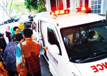 Ilustradi relawan Ambulans