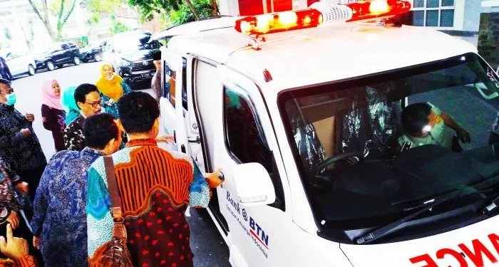 Ilustradi relawan Ambulans