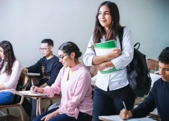 Tips tidak stress jalani Semester akhir