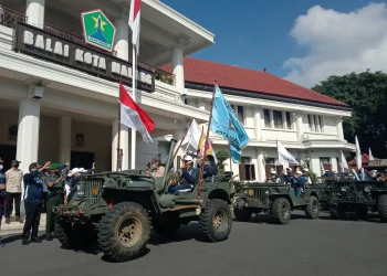 mobil militer Jeep Willys