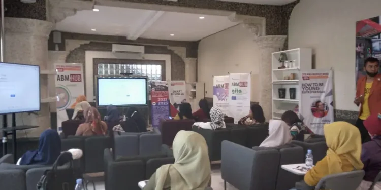 Pelatihan STIE Malangkucecwara