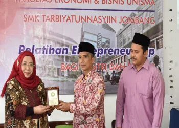 Kerja Sama FEB Unisma dan Ponpes di Jombang