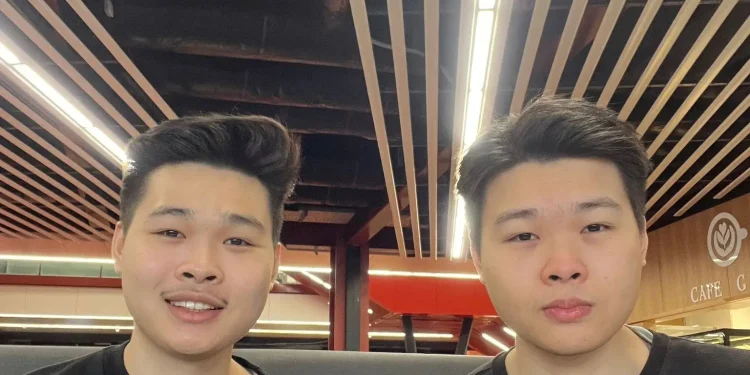 Kiri Michael Pudjihartono, Kanan Nicholas Pudjihartono. dok