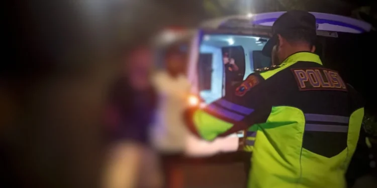 pria tewas akibat luka tusuk